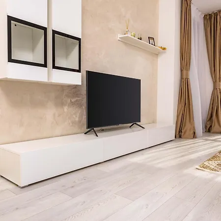 Bright & Quiet 1br In Plovdiv's South District By Flat Manаger Appartement